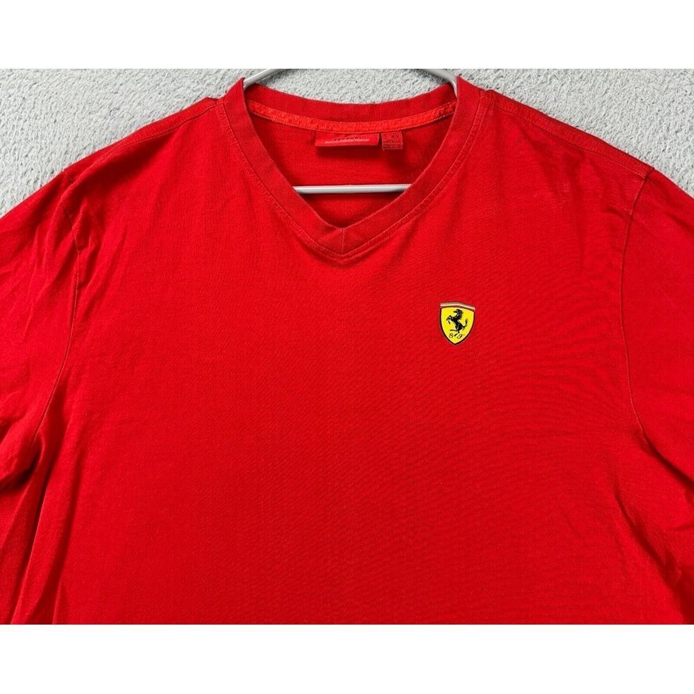 Ferrari Shirt Adult XL Red 100% Cotton V-Neck Tee Short Sleeve T-Shirt Logo Mens
